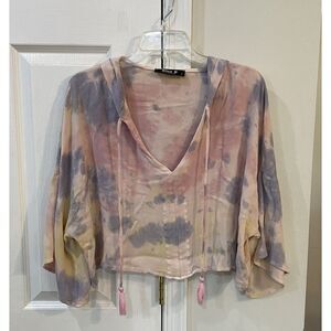 Blue B Women's 1/4‎ Sleeve Cropped Shirt With Hood Size S